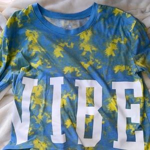 Long sleeve crop top